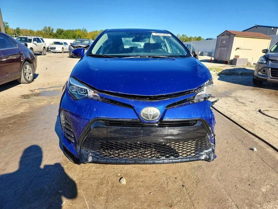 2019 TOYOTA COROLLA SE  