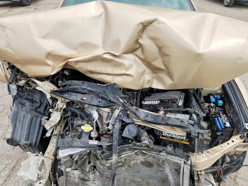 2011 TOYOTA CAMRY LE  