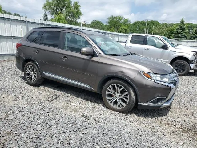 2016 MITSUBISHI OUTLANDER SE  