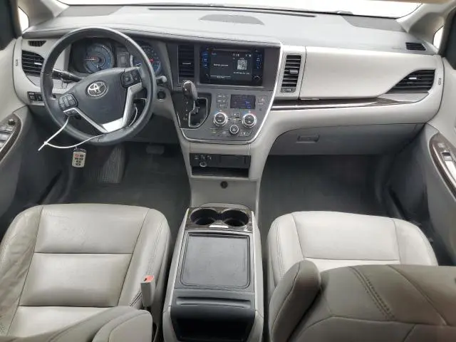 2015 TOYOTA SIENNA XLE  