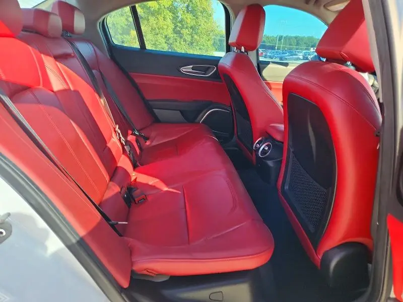 2021 ALFA ROMEO GIULIA SPORT  