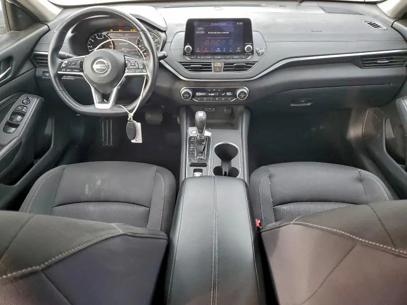 2019 NISSAN ALTIMA SV  