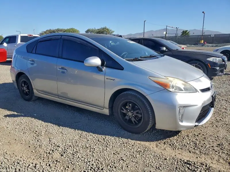 2015 TOYOTA PRIUS   