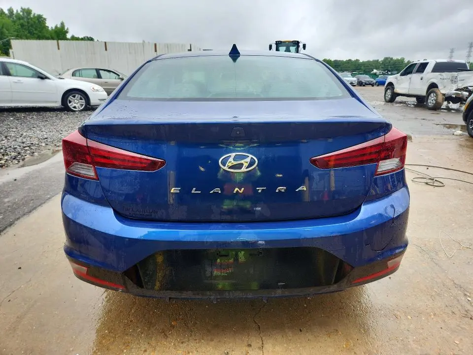 2019 HYUNDAI ELANTRA SEL  