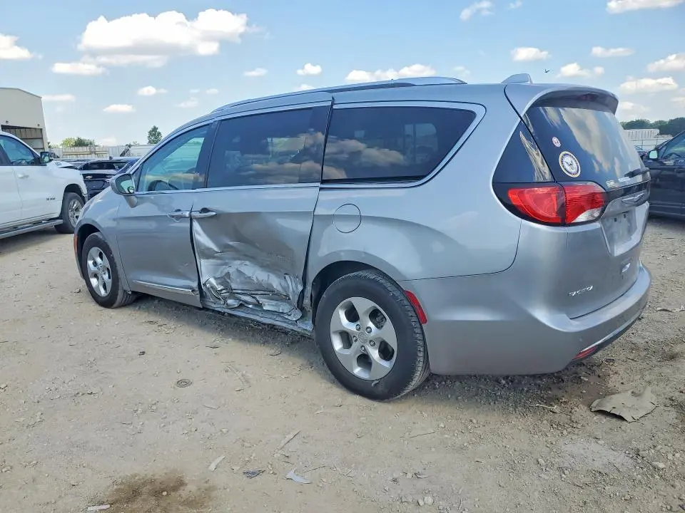 2017 CHRYSLER PACIFICA TOURING L PLUS  
