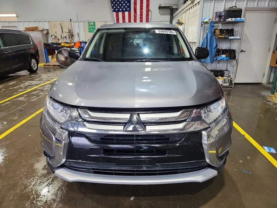 2018 MITSUBISHI OUTLANDER SE  