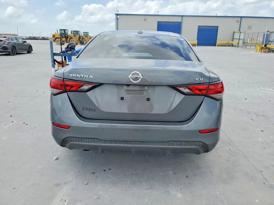 2021 NISSAN SENTRA SV  