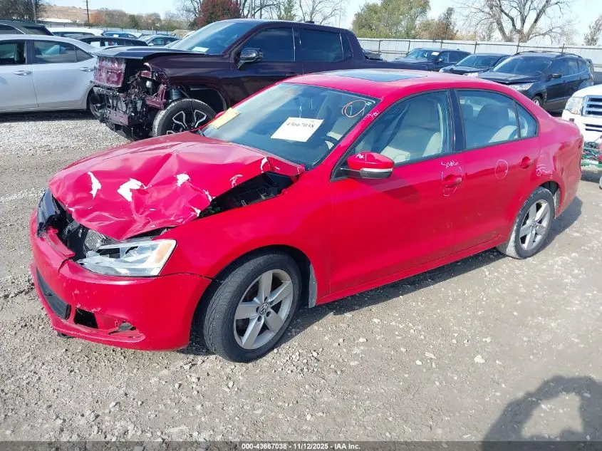 2012 VOLKSWAGEN JETTA 2.0L TDI
