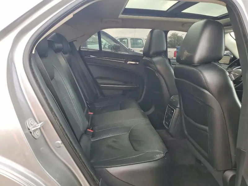 2018 CHRYSLER 300 LIMITED  