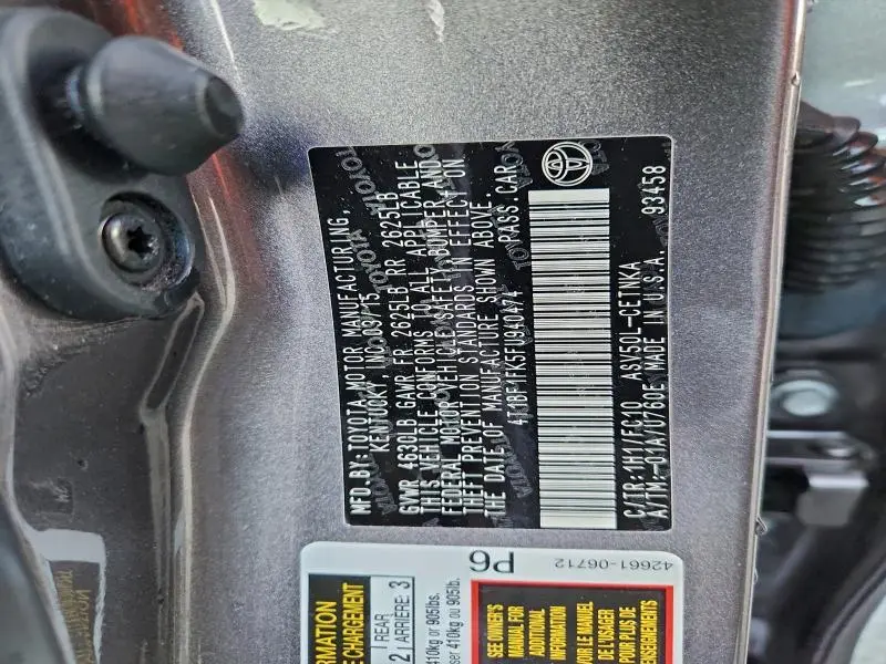 2015 TOYOTA CAMRY LE  