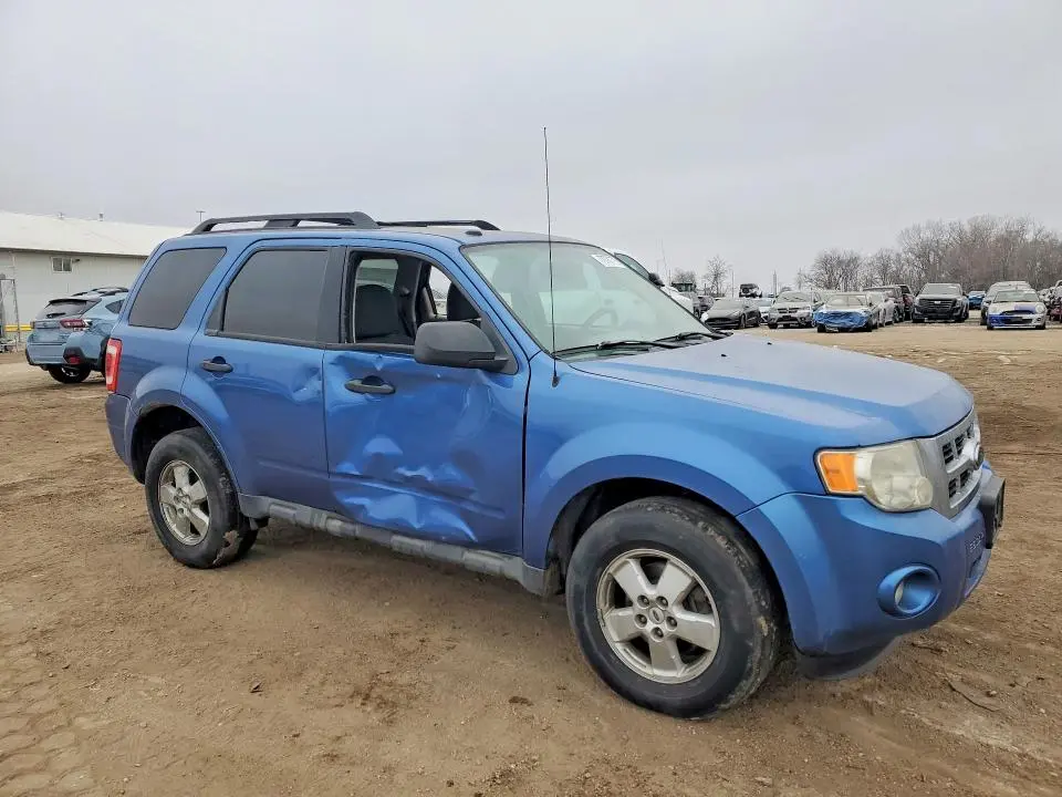 2010 FORD ESCAPE XLT  