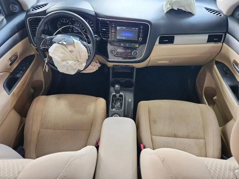 2016 MITSUBISHI OUTLANDER SE  