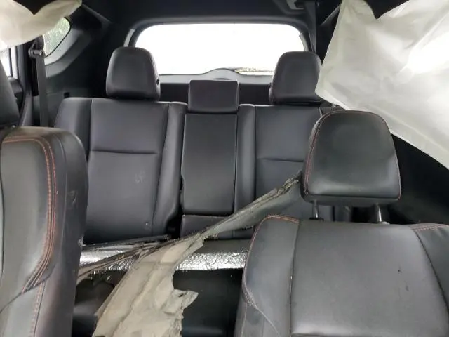 2018 TOYOTA RAV4 SE  