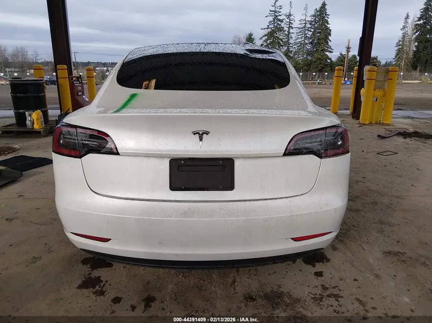 2021 TESLA MODEL 3 STANDARD RANGE PLUS REAR-WHEEL DRIVE