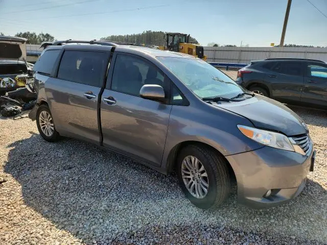2017 TOYOTA SIENNA XLE 8-PASSENGER  