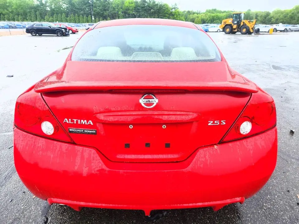 2011 NISSAN ALTIMA S  