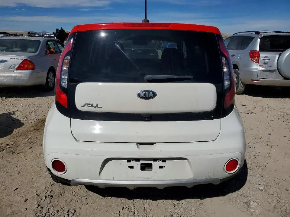 2017 KIA SOUL +  