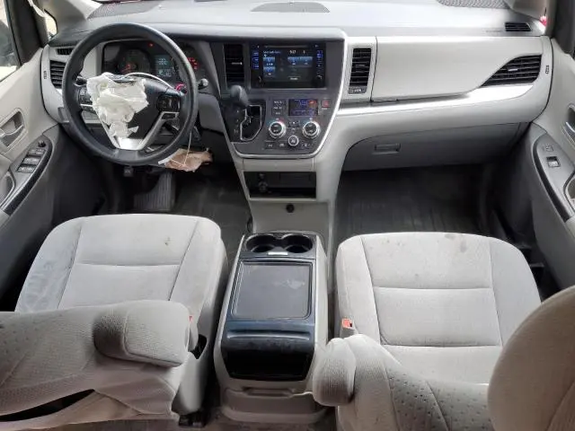 2015 TOYOTA SIENNA LE  