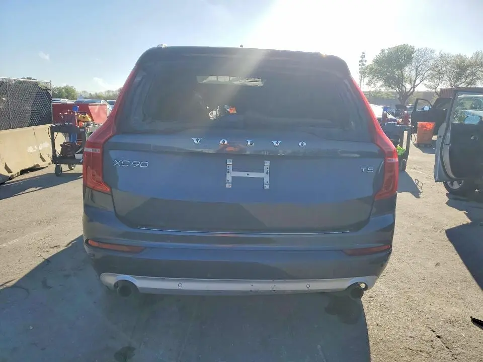 2019 VOLVO XC90 T5 MOMENTUM  