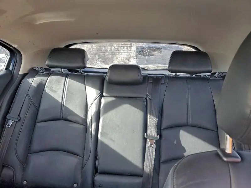 2017 MAZDA 3 TOURING  