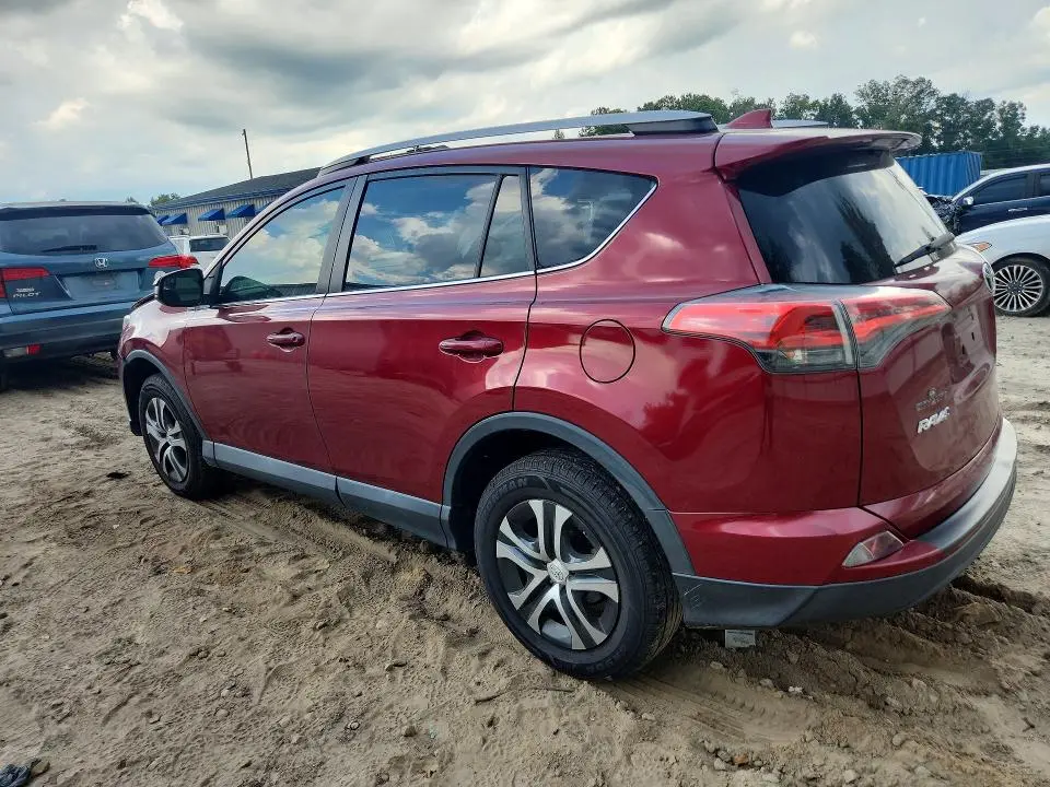 2018 TOYOTA RAV4 LE  