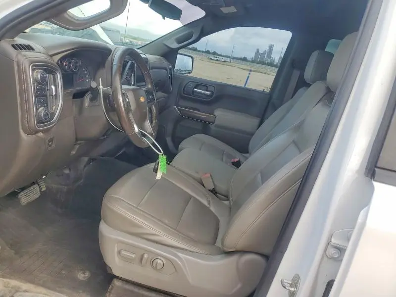 2020 CHEVROLET SILVERADO K1500 LT  