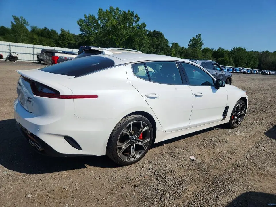 2020 KIA STINGER GT  