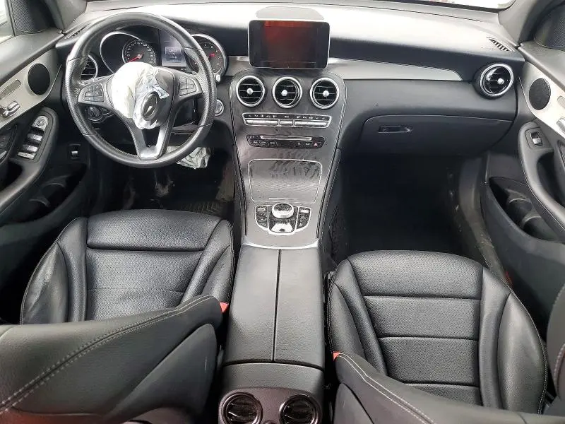 2019 MERCEDES-BENZ GLC 300  