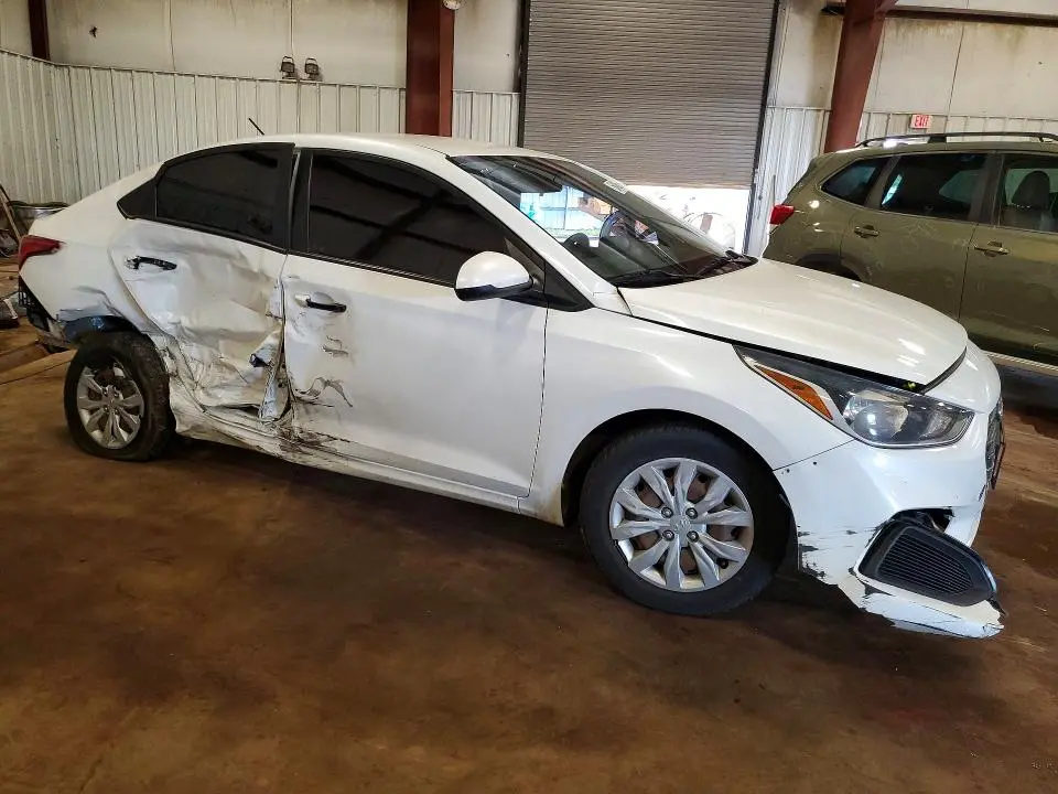 2020 HYUNDAI ACCENT SE  