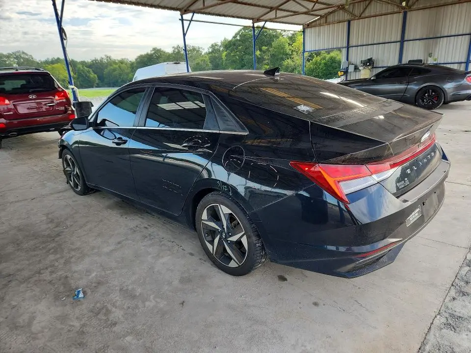 2021 HYUNDAI ELANTRA SEL  