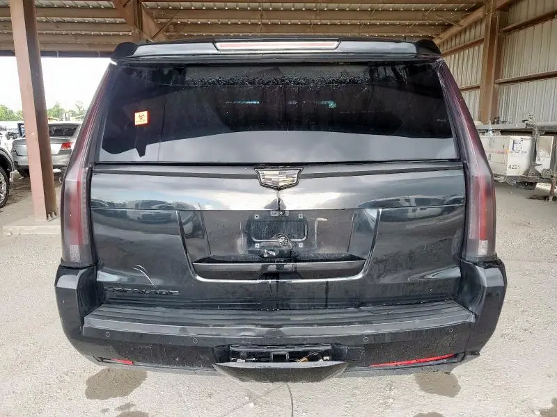 2017 CADILLAC ESCALADE LUXURY  