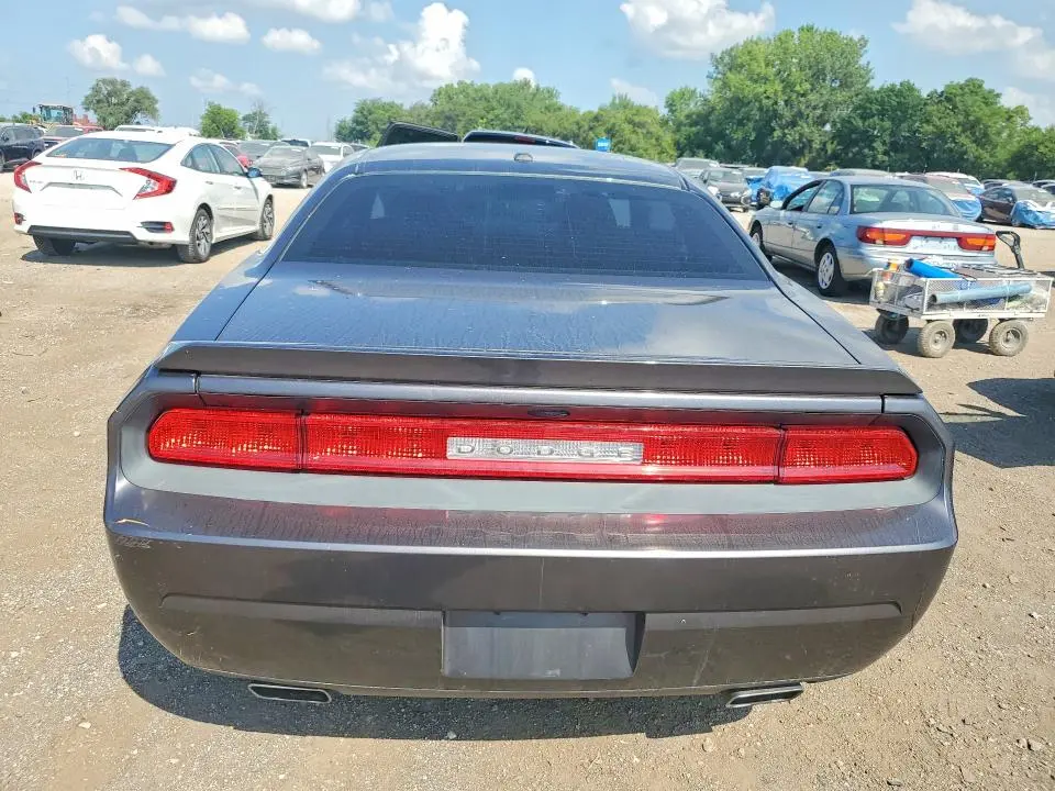 2013 DODGE CHALLENGER SXT  