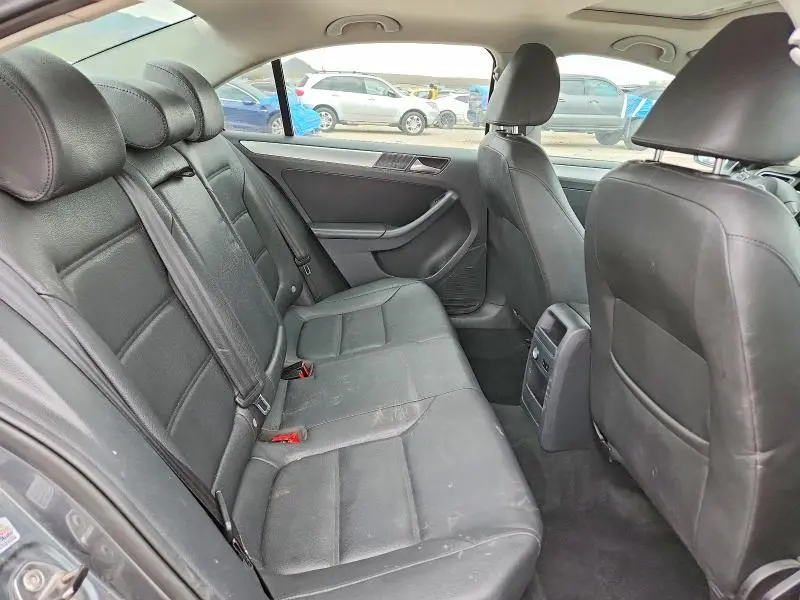 2011 VOLKSWAGEN JETTA TDI  