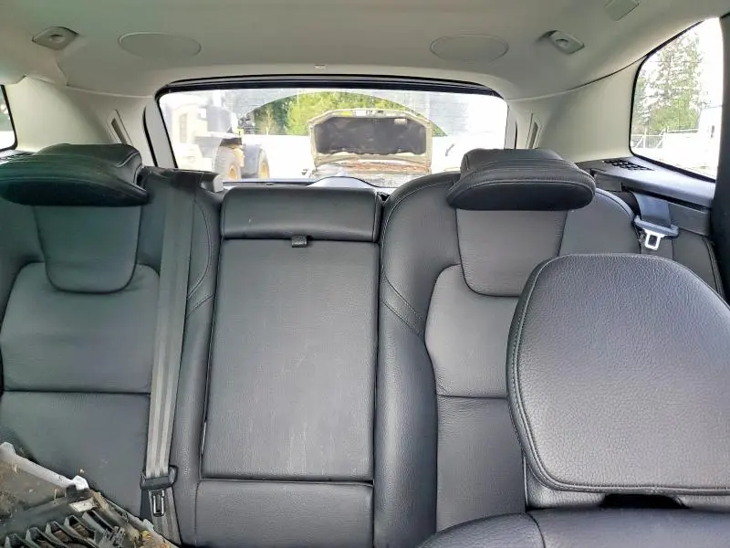 2024 VOLVO XC60 PLUS  