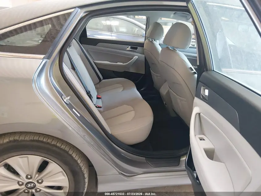 2018 HYUNDAI SONATA HYBRID SE