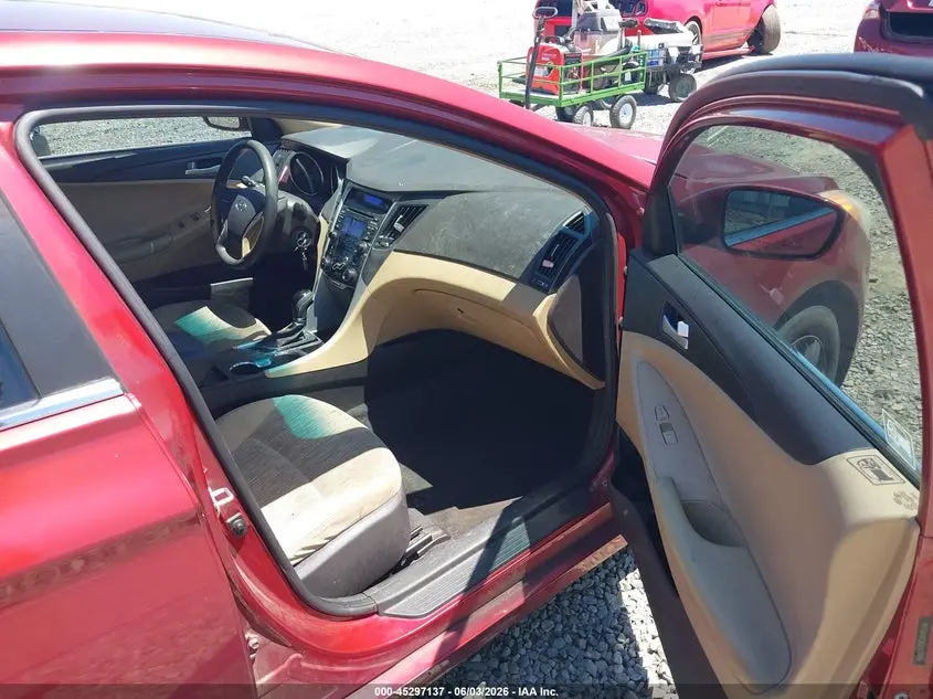 2012 HYUNDAI SONATA GLS