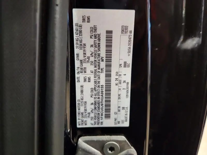 2017 FORD ESCAPE TITANIUM  