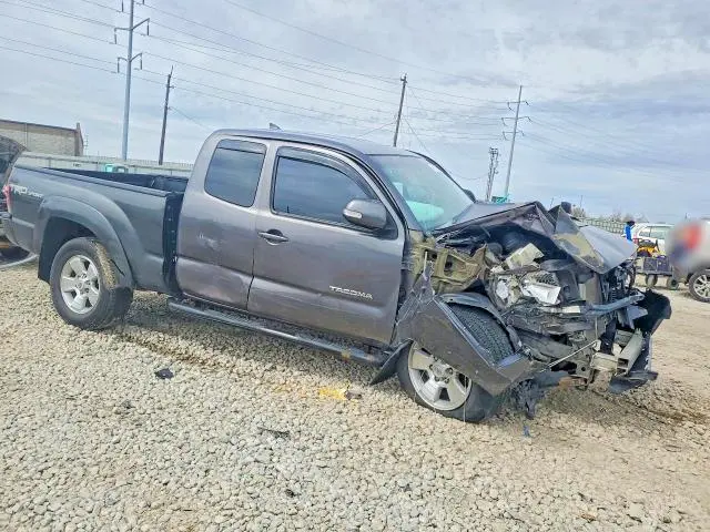 2015 TOYOTA TACOMA V6  