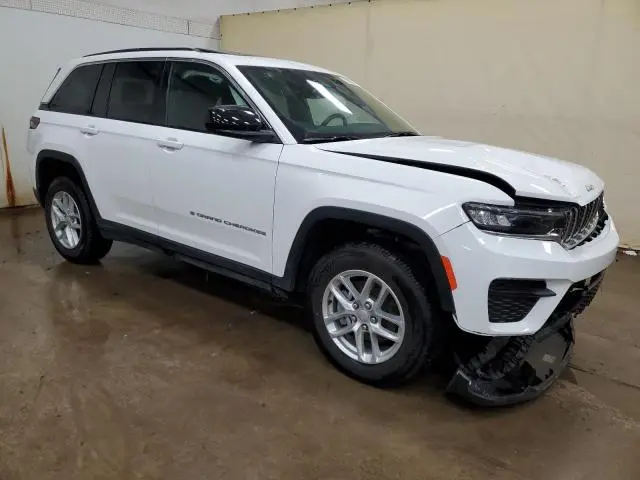 2024 JEEP GRAND CHEROKEE LAREDO  