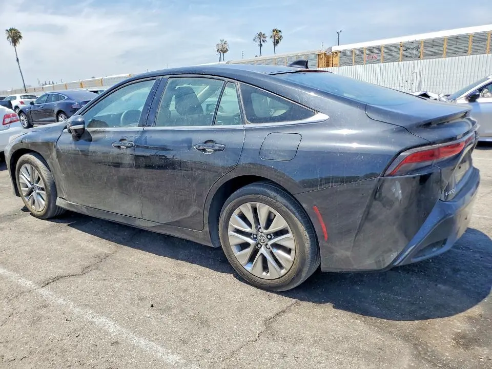 2023 TOYOTA MIRAI XLE  