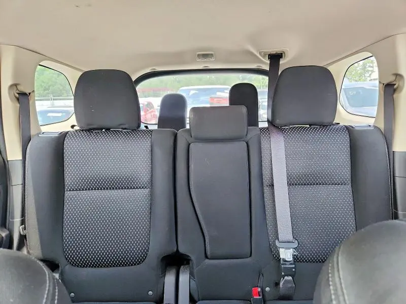 2016 MITSUBISHI OUTLANDER ES  