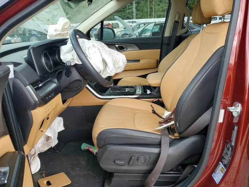 2023 KIA CARNIVAL LX  