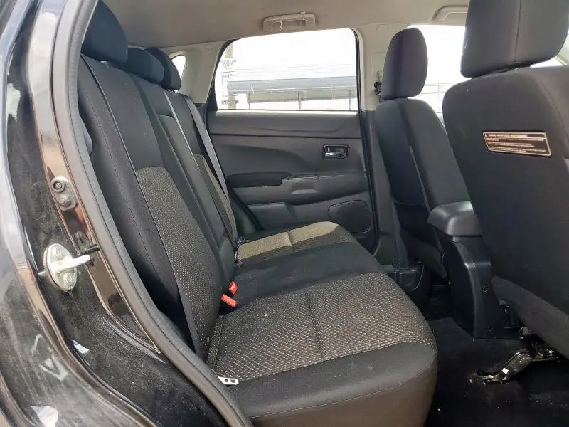 2016 MITSUBISHI OUTLANDER SPORT ES  