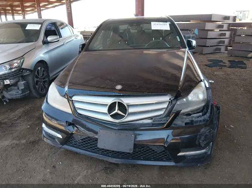 2013 MERCEDES-BENZ C 250 SPORT
