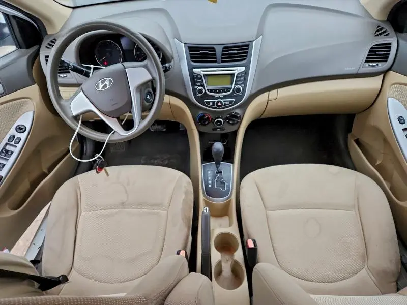 2013 HYUNDAI ACCENT GLS  