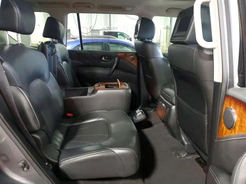2015 INFINITI QX80 BASE  