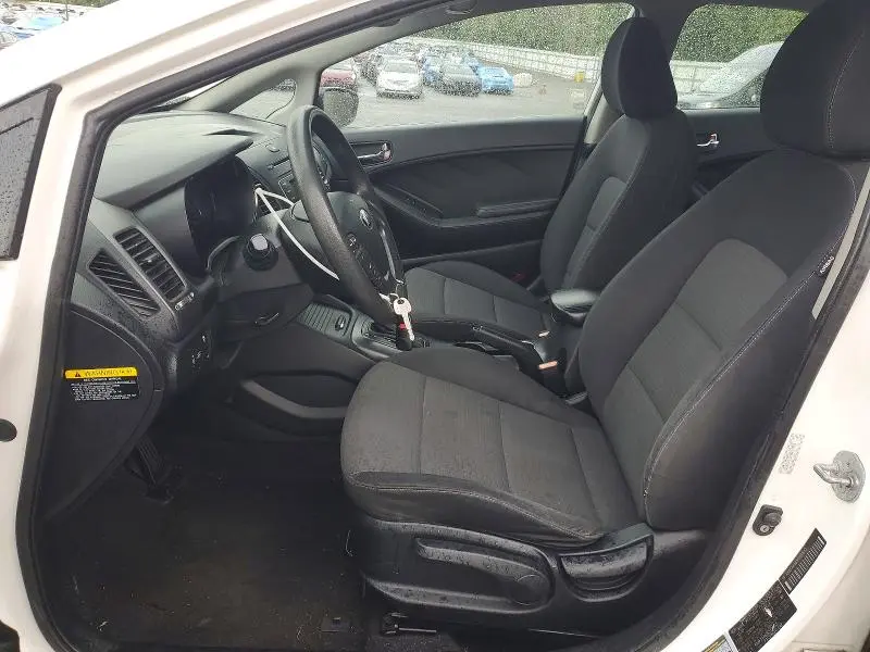 2014 KIA FORTE LX  