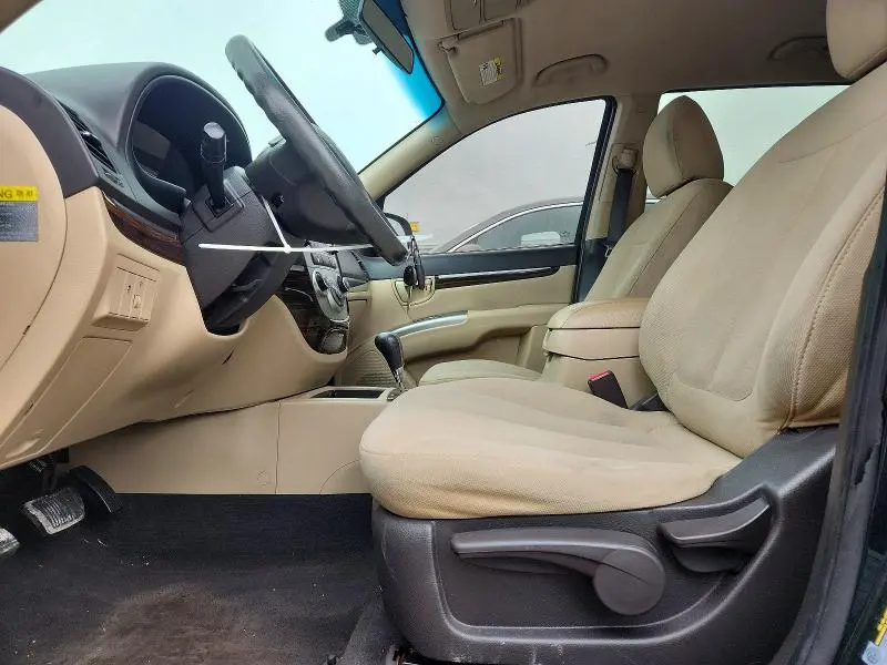 2010 HYUNDAI SANTA FE GLS  