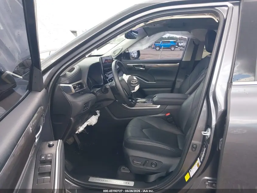 2021 TOYOTA HIGHLANDER LIMITED