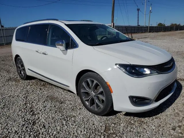 2018 CHRYSLER PACIFICA LIMITED  